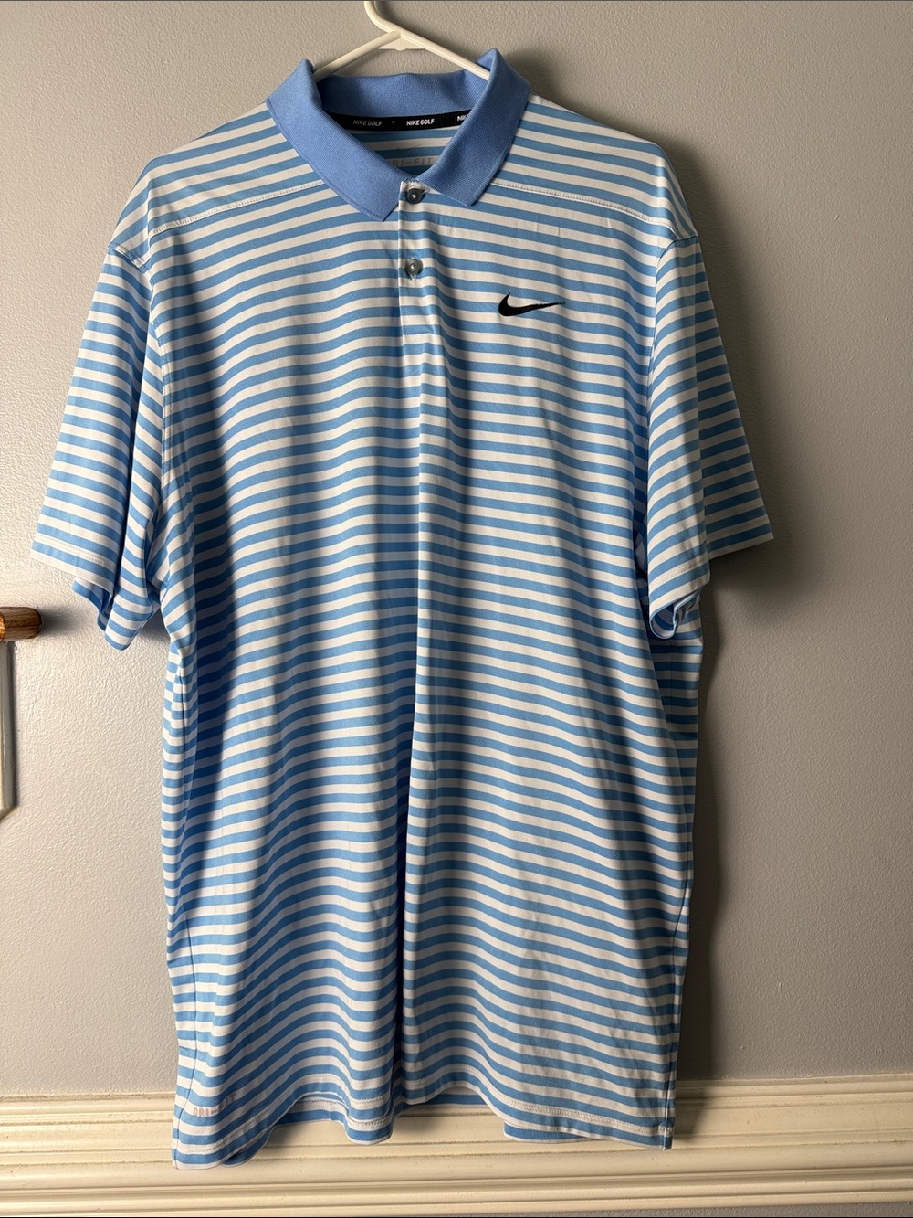 Nike Men’s Light Blue & White Striped Polo with Blue Collar